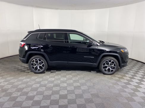 New 2026 Jeep Compass Limited AWD/4WD image 5