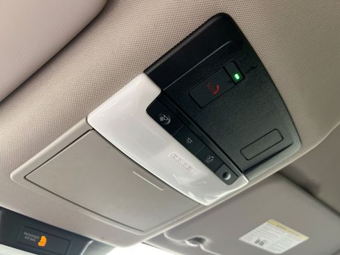 Used 2023 Nissan Rogue SV FWD image 20