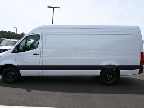 Used 2026 Mercedes-Benz Sprinter 3500 image 3