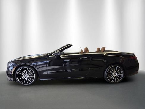 Used 2023 Mercedes-Benz E 450 Cabriolet image 4