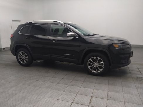 Used 2019 Jeep Cherokee Latitude Plus w/ Comfort/Convenience Group AWD/4WD image 11