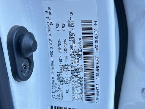 Used 2019 Toyota Tacoma 4x4 Double Cab image 28