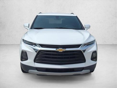Used 2020 Chevrolet Blazer LT FWD image 2