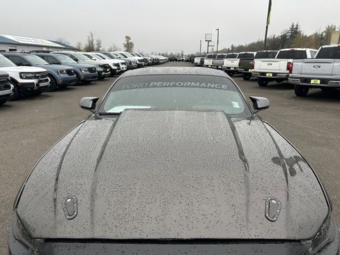 Used 2019 Ford Mustang Coupe image 13