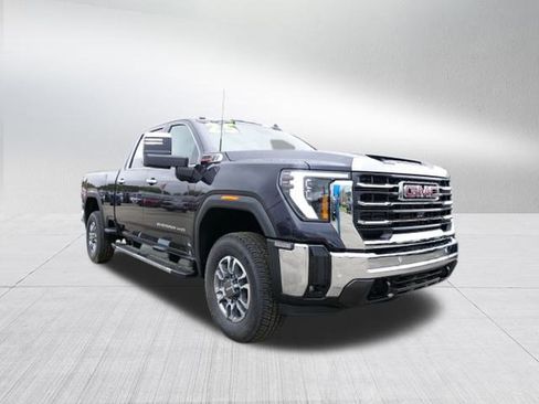 New 2025 GMC Sierra 2500 SLT w/ SLT Convenience Package image 11