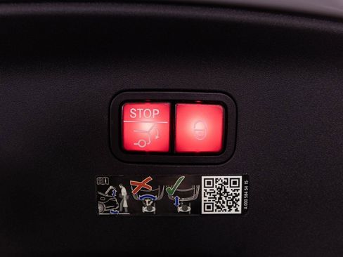 Used 2023 Mercedes-Benz AMG GT 63 S image 31