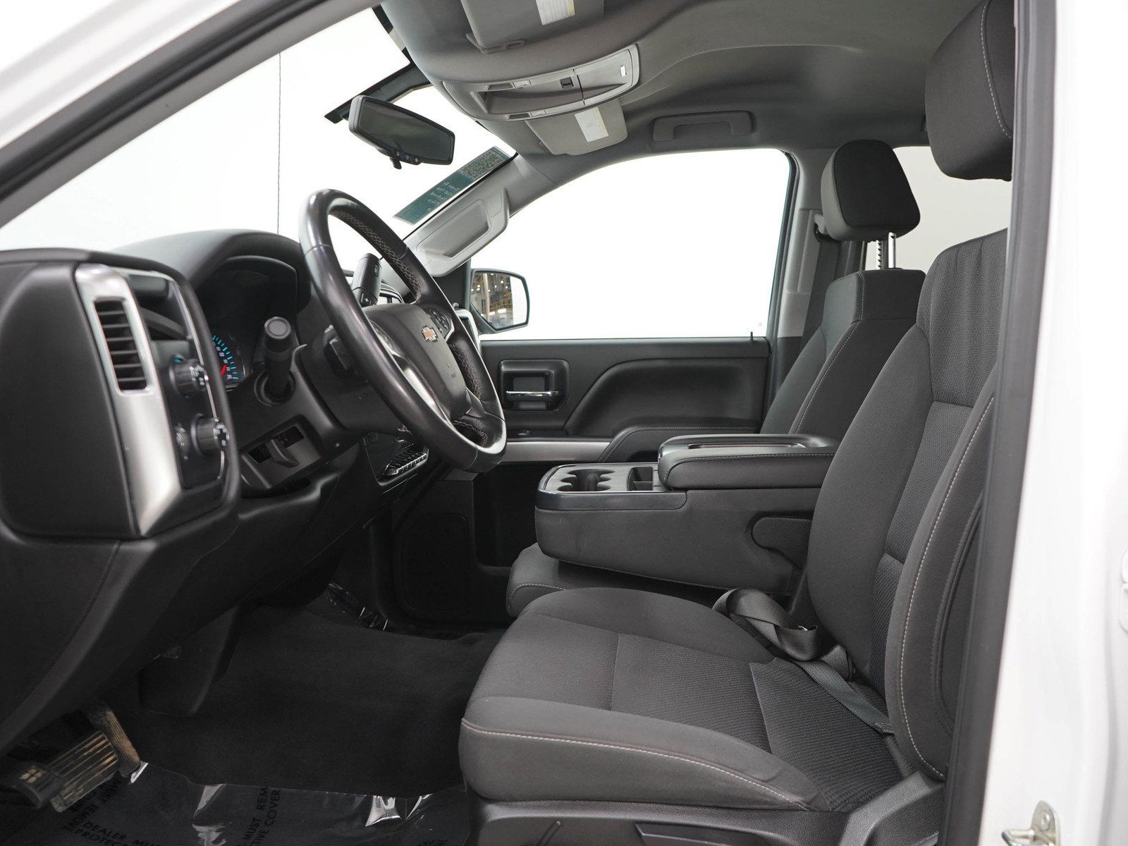Used 2019 Chevrolet Silverado 1500 LT AWD/4WD image 22