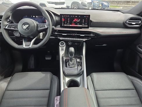 Used 2024 Dodge Hornet GT image 10