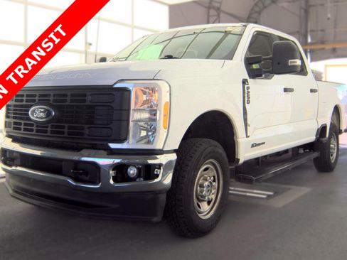 Used 2024 Ford F250 XL w/ FX4 Off-Road Package AWD/4WD image 1