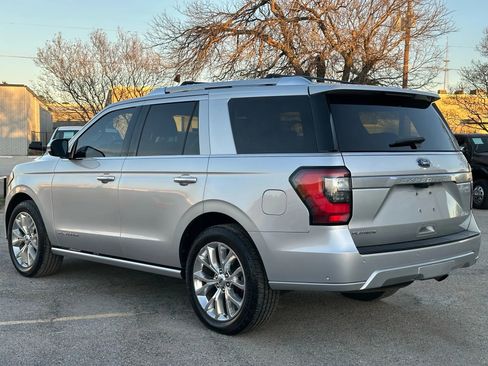 Used 2019 Ford Expedition Platinum image 4