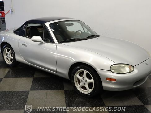 Used 1999 MAZDA MX-5 Miata image 13