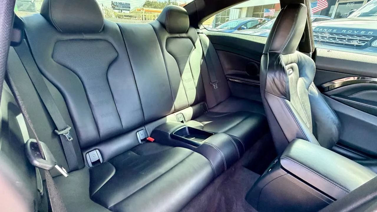 Used 2015 BMW M4 Coupe RWD image 14