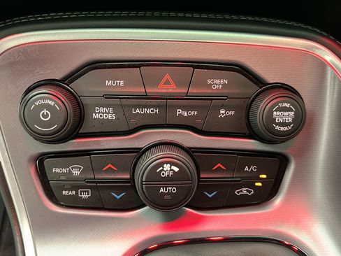 Used 2019 Dodge Challenger R/T Scat Pack w/ Dynamics Package RWD image 17