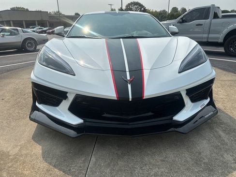 Used 2023 Chevrolet Corvette Stingray Preferred Cpe w/ Z51 Performance Package image 2