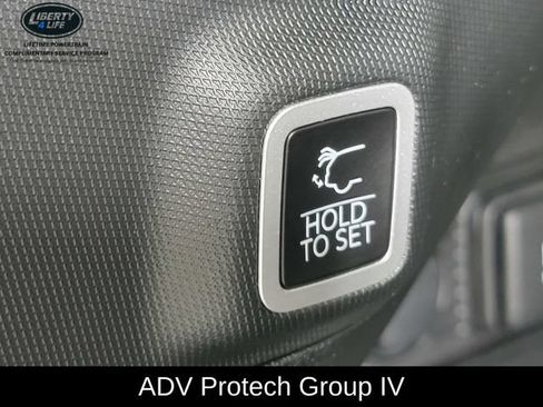 Used 2024 Jeep Grand Cherokee Summit w/ Adv Protech Group IV AWD/4WD image 15