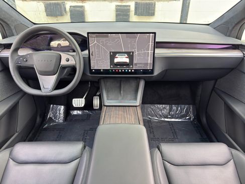 Used 2023 Tesla Model X AWD/4WD image 12