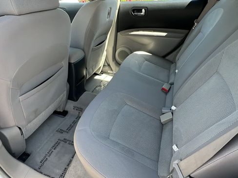 Used 2013 Nissan Rogue S AWD/4WD image 23