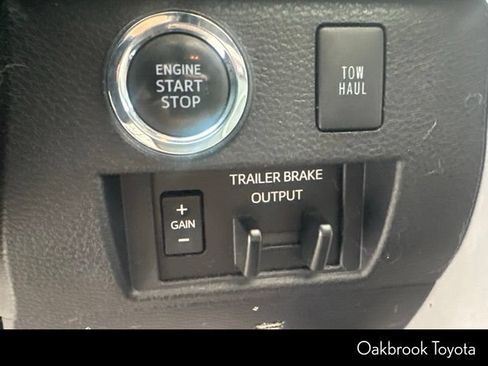 Used 2021 Toyota Tundra Platinum AWD/4WD image 16