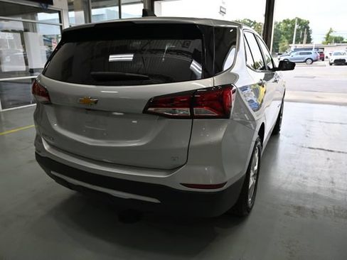 Used 2022 Chevrolet Equinox LT FWD image 5