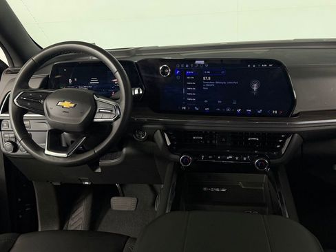 Used 2025 Chevrolet Tahoe LT image 12