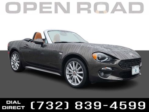 Used 2019 FIAT 124 Spider Lusso w/ Convenience Group image 1