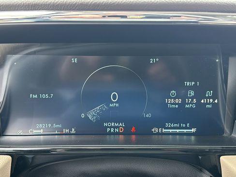 Used 2023 Lincoln Navigator Reserve w/ Equipment Group 201A image 15