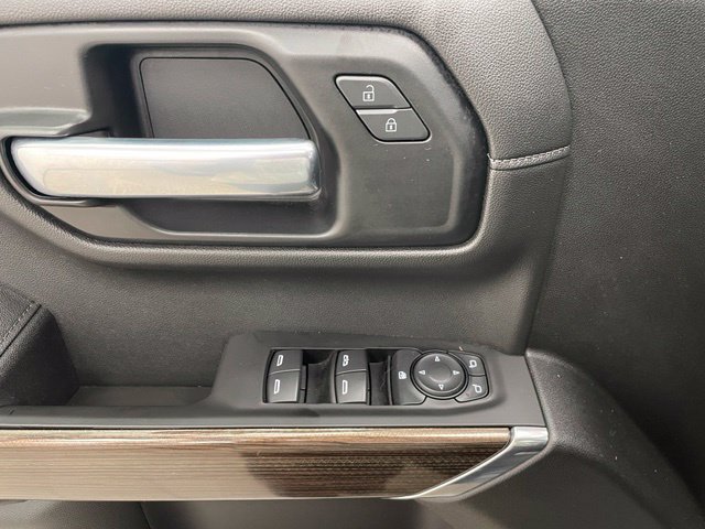 Used 2021 Chevrolet Silverado 1500 LT Trail Boss w/ Convenience Package II AWD/4WD image 17
