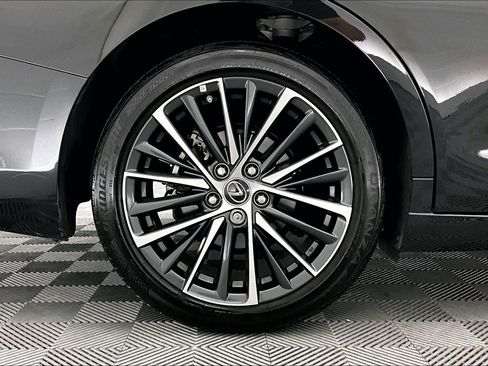 Used 2025 Lexus ES 300h w/ Premium Package image 8