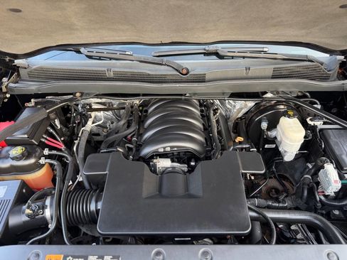 Used 2015 Chevrolet Silverado 1500 LTZ Z71 w/ LTZ Plus Package AWD/4WD image 21