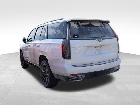 Used 2021 Cadillac Escalade Sport Platinum AWD/4WD image 16