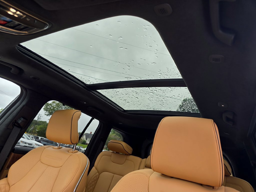 New 2027 Jeep Grand Cherokee Summit AWD/4WD image 13