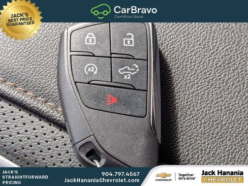 Certified 2022 Chevrolet Silverado 1500 High Country w/ Technology Package AWD/4WD image 32