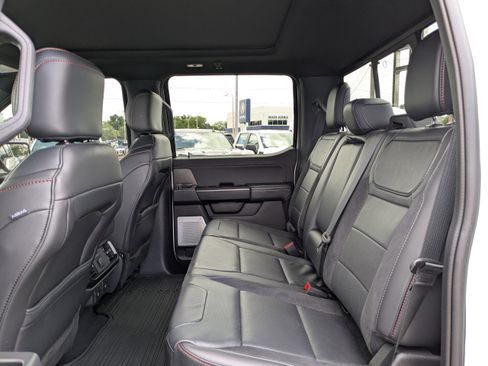 Used 2025 Ford F150 Raptor image 13