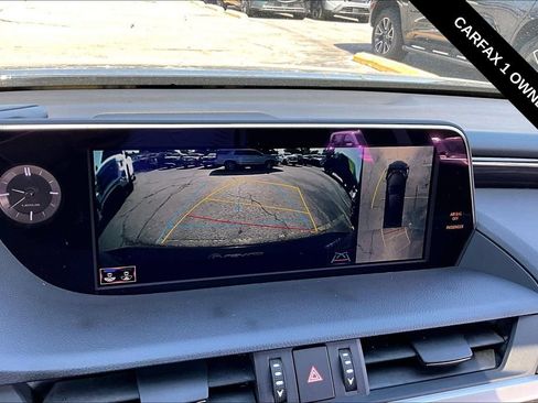 Used 2021 Lexus ES 300h w/ Accessory Package 2 FWD image 10