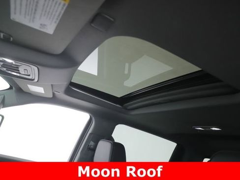 Used 2024 GMC Sierra 3500 Denali w/ Denali Reserve Package image 19