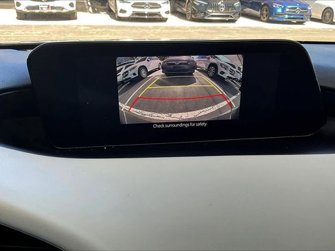 Used 2021 MAZDA MAZDA3 s image 25