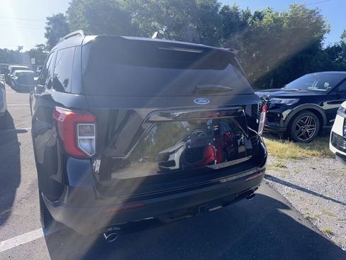 Used 2023 Ford Explorer ST-Line w/ Class IV Trailer Tow Package image 4