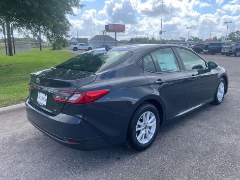 New 2026 Toyota Camry LE w/ Convenience Package image 7