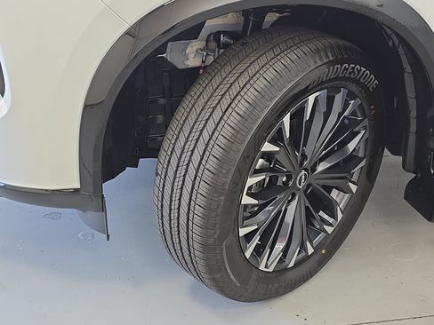 New 2026 Nissan Rogue Platinum w/ Platinum Premium Package AWD/4WD image 33