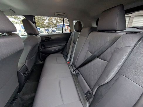 Used 2025 Toyota Corolla Cross LE image 25