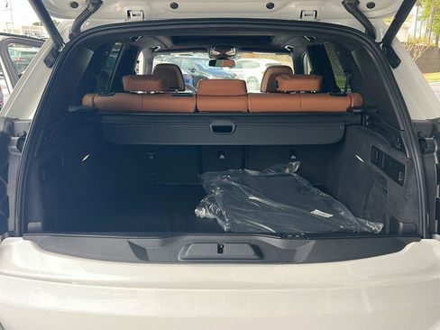 New 2026 BMW X5 xDrive50e w/ M Sport Package AWD/4WD image 33
