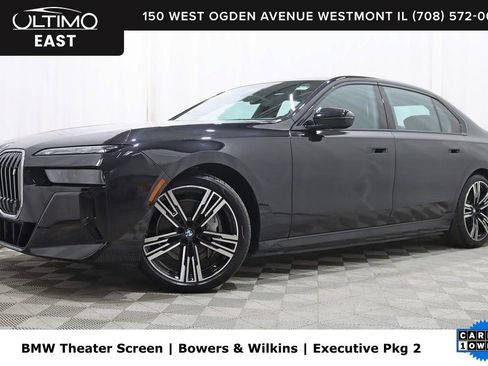 Used 2023 BMW i7 xDrive60 w/ Executive Package 2 image 1