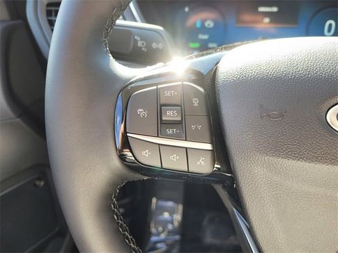 New 2025 Ford Escape SE w/ PHEV Premium Package image 11