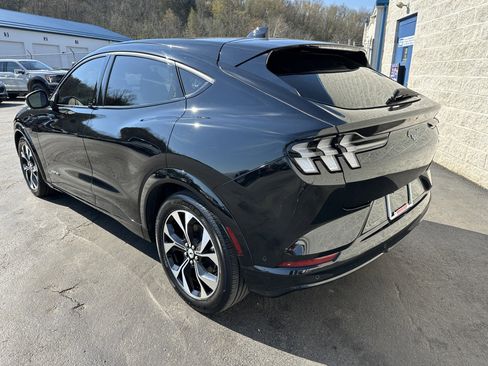 Used 2023 Ford Mustang Mach-E Premium image 5