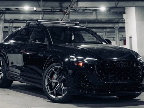 New 2026 Audi RS Q8 performance image 3