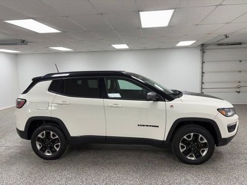 Used 2018 Jeep Compass Trailhawk w/ Navigation Group image 9