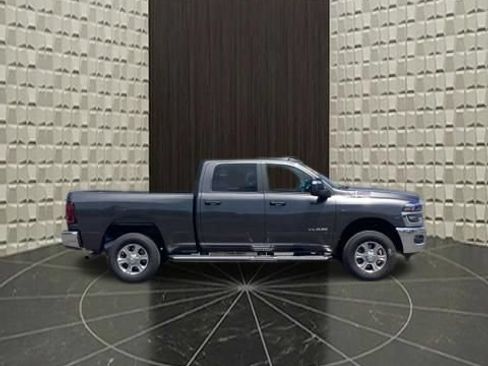 Certified 2025 RAM 2500 Big Horn AWD/4WD image 3