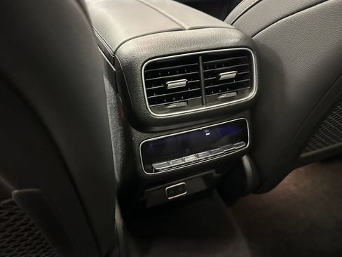 Certified 2025 Mercedes-Benz GLS 450 4MATIC image 26