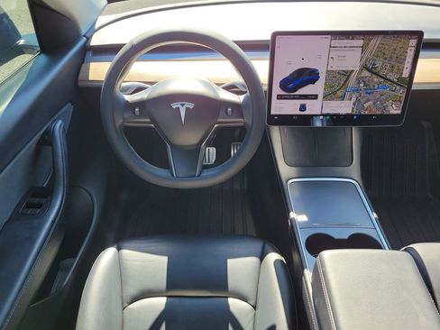 Used 2022 Tesla Model Y Performance image 15