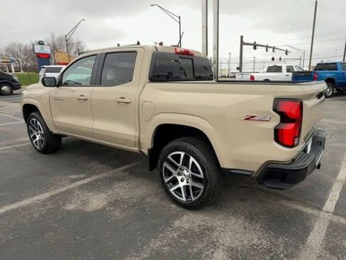 Used 2024 Chevrolet Colorado Z71 w/ Z71 Convenience Package 2 image 6